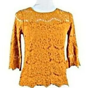 Monteau Top 3/4 Bell Sleeve Scalloped Eyelash Lace Round Neck Yellow Women's Sm